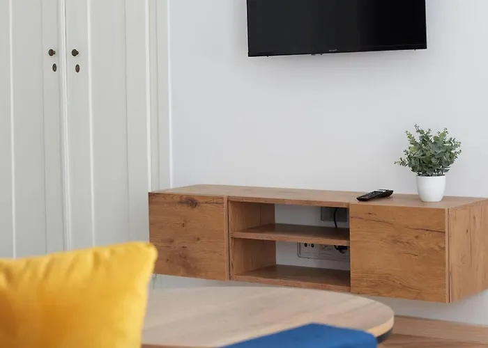 Kosciuszki Homely By Bookinghost